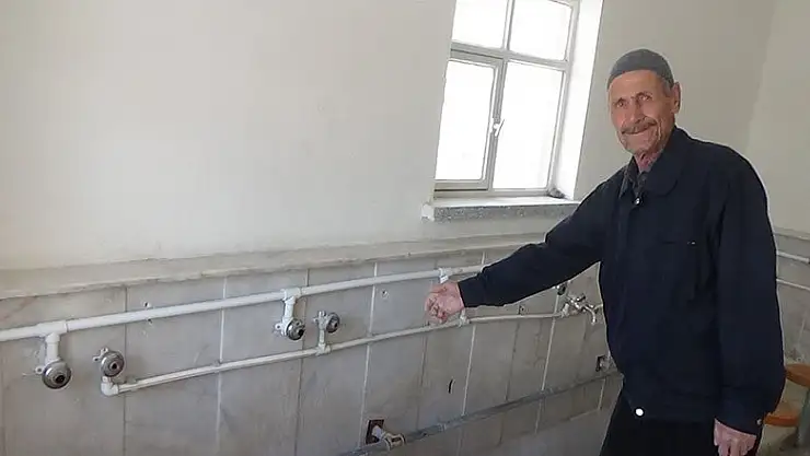 Konya'da hırsızlar caminin musluklarını çaldı!