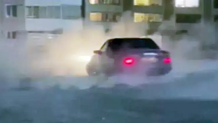 Konya'da drift yapan sürücüye 9 bin 125 lira ceza