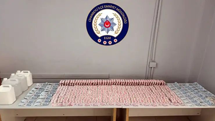 Konya'da uyuşturucu haplarla yakalanan 2 şüpheli tutuklandı