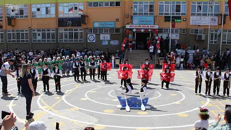 Özkaşıkçı yine şaşırtmadı