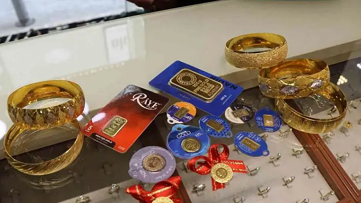 Özman: 'Şu anda altın almak mantıklı'