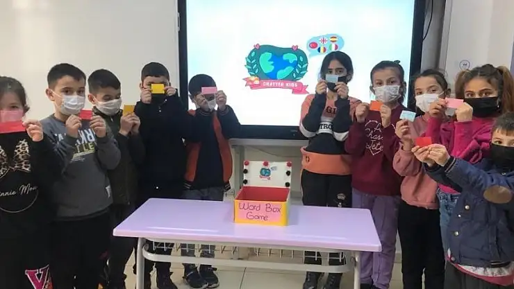 Minik öğrenciler yabancı dili yurtdışındaki arkadaşlarıyla birlikte öğreniyor