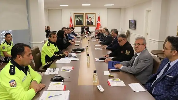 Emniyet kemeri takmayan yandı