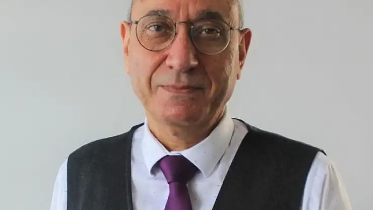 Dr. Dinççağ: 'Çocukları şeker yerine sütlü yiyeceklere alıştıralım'