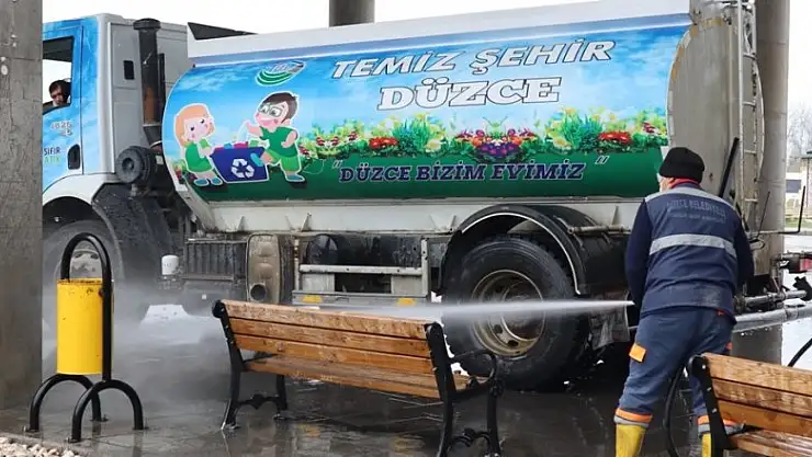 15 bin tona yakın çöp toplandı