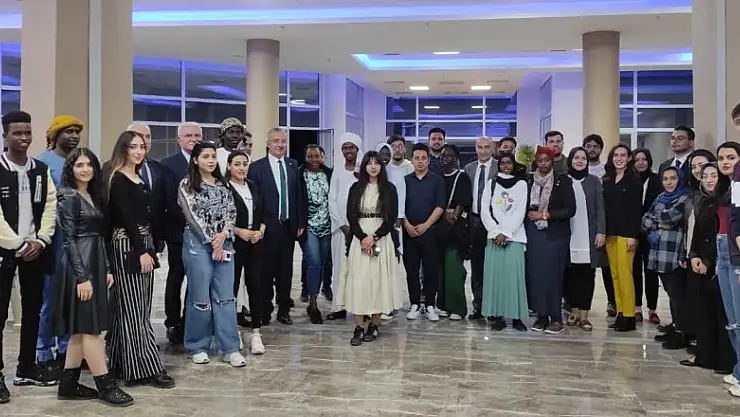 EBYÜ'de eğitim gören yabancı uyruklu öğrenciler iftarda buluştu