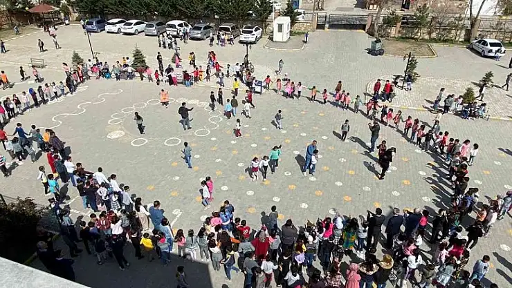 Van'da Trafik ve İlk Yardım Haftası kutlandı