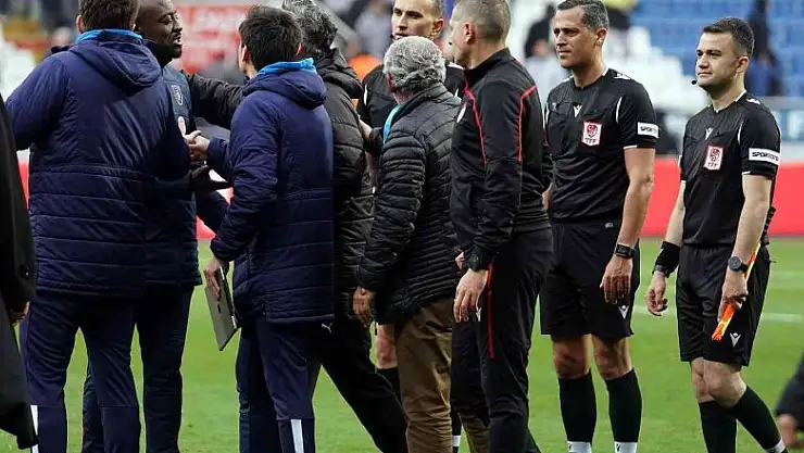 Spor Toto Süper Lig: Kasımpaşa: 2 - Medipol Başakşehir: 3 (Maç sonucu)