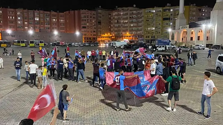 Mardin'de Trabzonspor'un şampiyonluğu coşku ile kutlandı