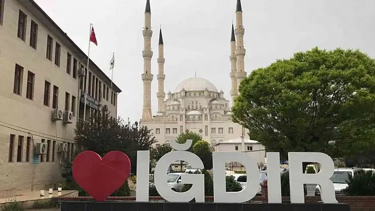 Meteoroloji uyarmıştı, Iğdır'da sağanak yağış etkili oluyor