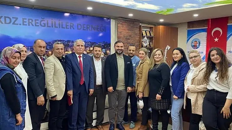 İş insanlarından 13 başarılı öğrenciye iş garantisi