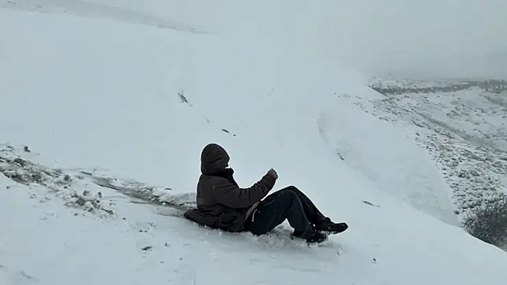 Tokat'ta 19 Mayıs'ta kar sürprizi