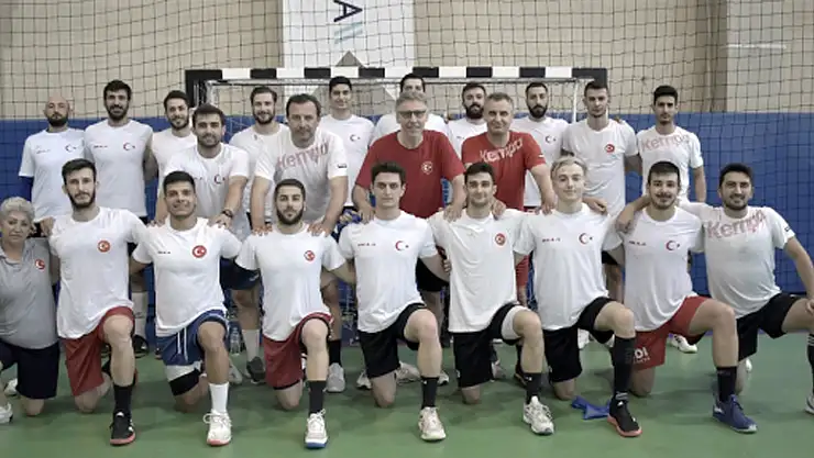 Milli hentbolcular iki uluslararası turnuvada boy gösterecek