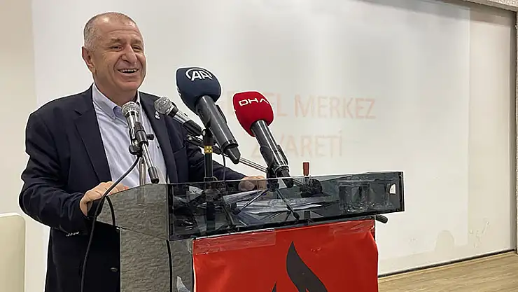 Ümit Özdağ, Konya'da partililerle bir araya geldi