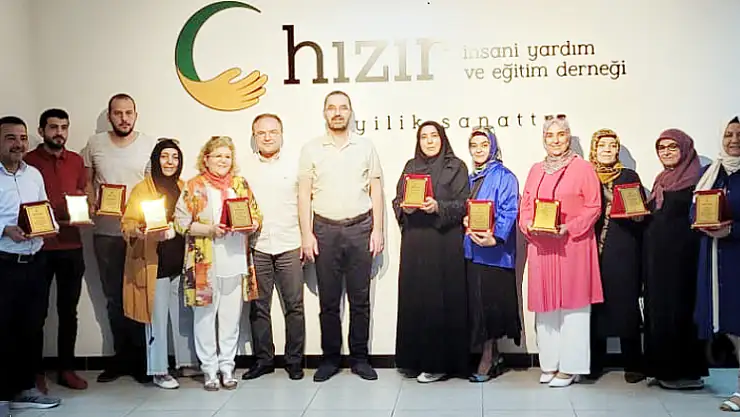 Hızır Derneği 2022 iyilik ödülleri sahiplerini buldu