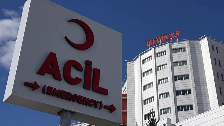 7 yaşındaki çocuğa otomobil çarptı