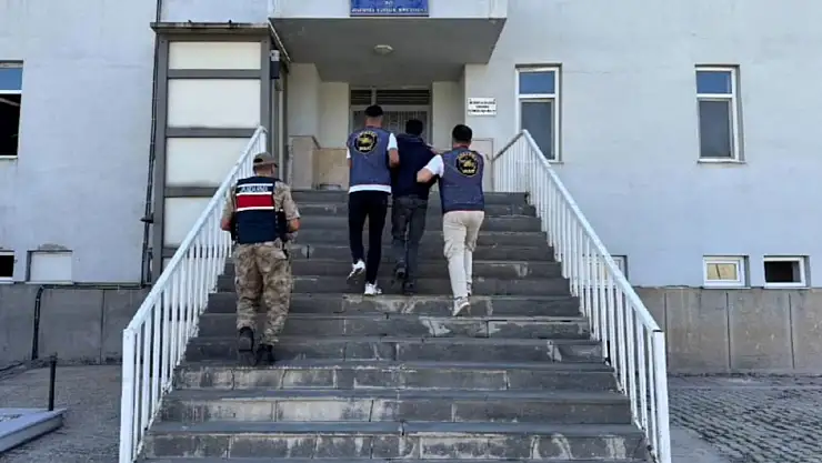 74 kişinin gözaltına alındığı operasyonda 24 kişi tutuklandı!