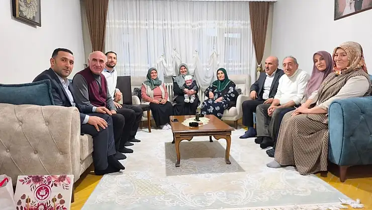 81 İlde 81 aile: 4 Kuşak aynı sofrada buluştu