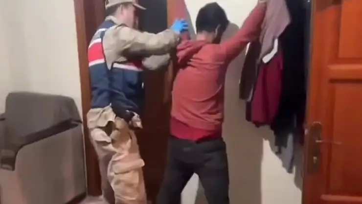 85 sokak satıcısı yakalandı