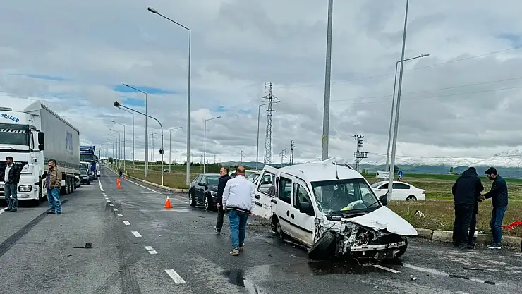 Çevre yolunda kaza 6 kişi yaralandı