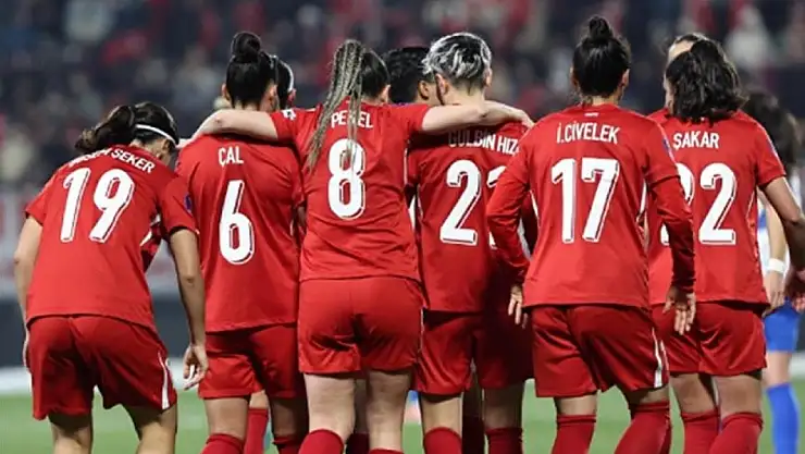 A Milli Kadın Futbol Takımı, Slovenya deplasmanında