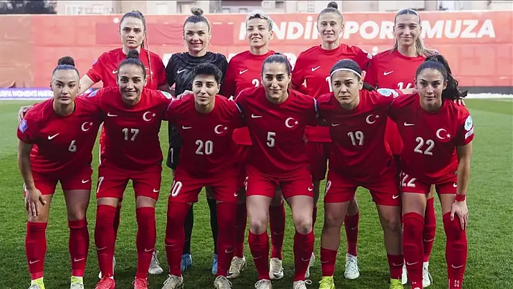 A Milli Kadın Futbol Takımı Yunanistan deplasmanında son maçına çıkacak