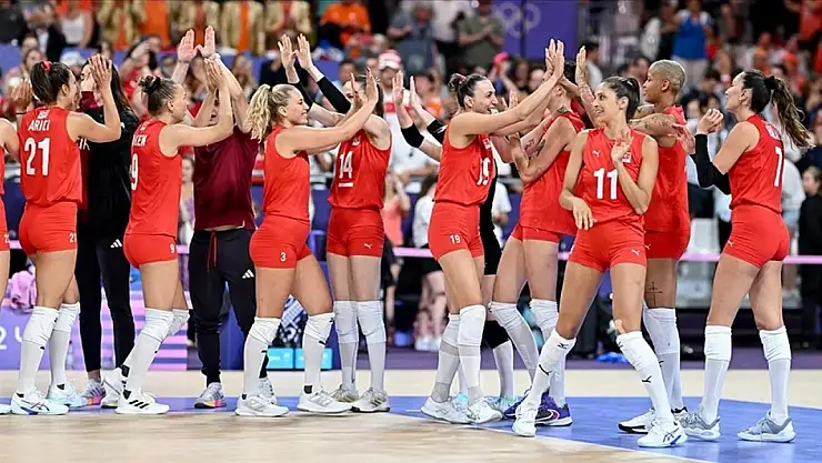 A Milli Kadın Voleybol Takımı, Paris 2024'te İtalya'yla mücadele edecek