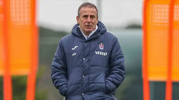 Abdullah Avcı takımını motive ediyor