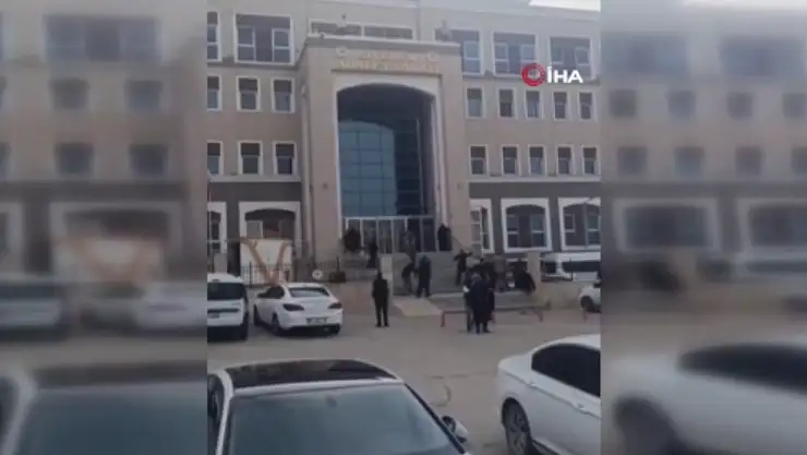 Adliye önünde akraba çatışması: 16 yaralı, çok sayıda gözaltı