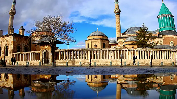 Afganistan'da başlayan yolculuk Konya'da bitti: Asırlar geçti halen unutulmadı!