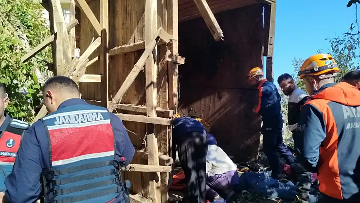Ahşap yapı çökmesi can aldı: 1 ölü, 2 yaralı