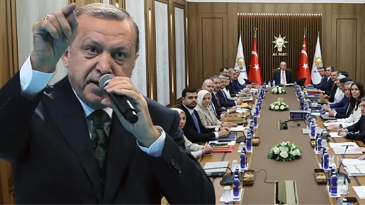 AK Parti'de Devrim Niteliğinde Değişim! Erdoğan'ın Gece Yarısı Kararıyla 7 İl Başkanı Kapının Önüne Konuldu!