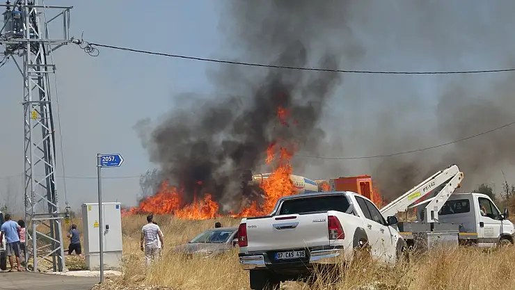 Alevler bir anda evinin yanına gelince kabusu yaşadı