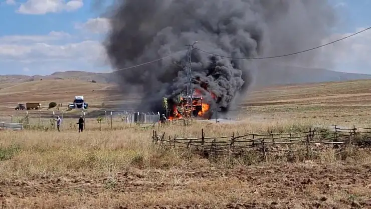 Alevlere teslim olan kamyon kül oldu