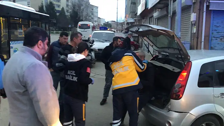 Alkollü sürücü çöp konteynerine çarparak yaralandı