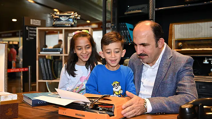 Altay: 112 yazar ve 126 yayın evine kapılarımızı açtık