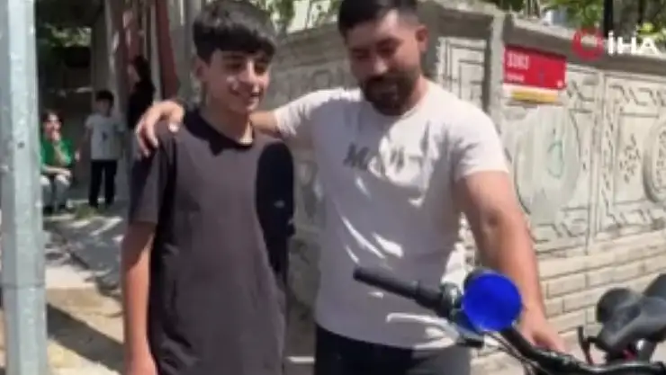 Altın dolu çanta buldu: Ödülü yürek ısıttı!