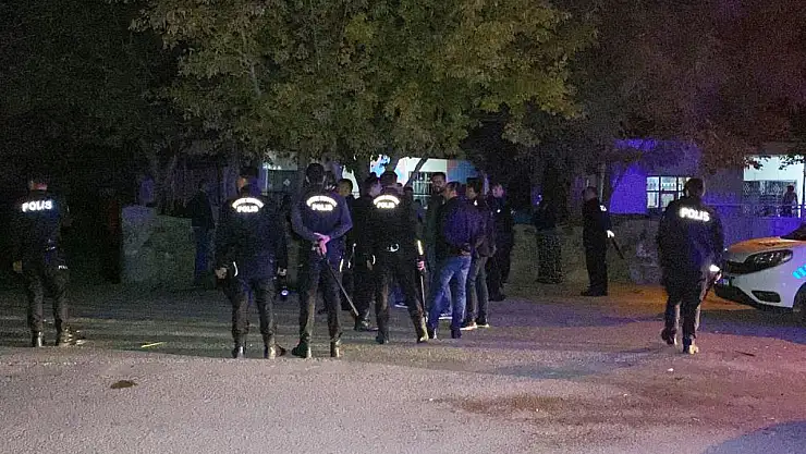 Amca yeğenin yevmiye kavgasında 9 yaralı