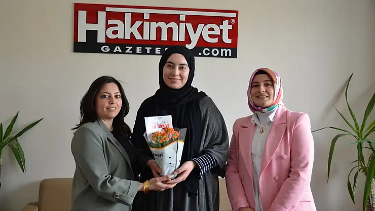 Anahtar Parti'den kadın gazetecilere anlamlı ziyaret!