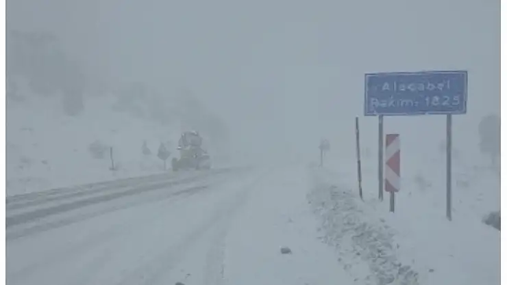 Antalya-Konya Karayolu araç trafiğine açıldı