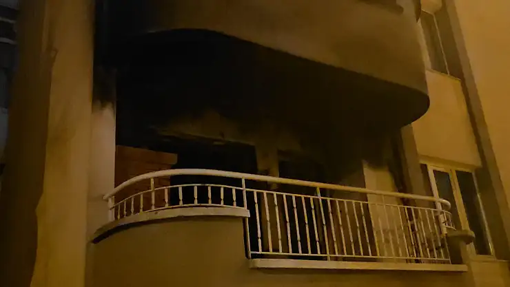 Apartmandaki yangında facia: 1 ölü 2 yaralı!