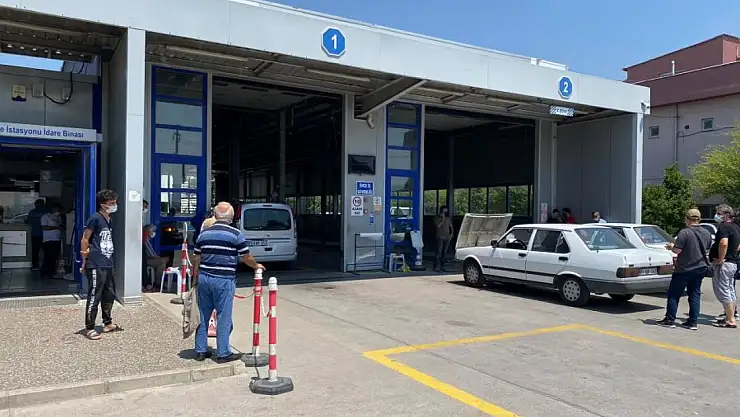 Araç muayenelerinde indirim kararı: TÜVTÜRK flaş kararı duyurdu!