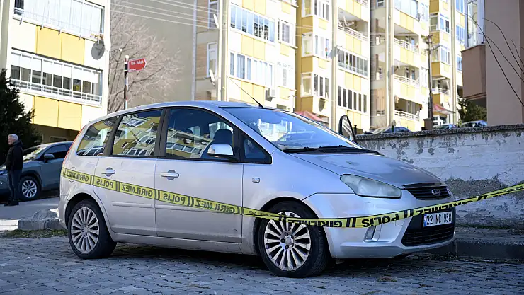 Aracında ölü bulundu
