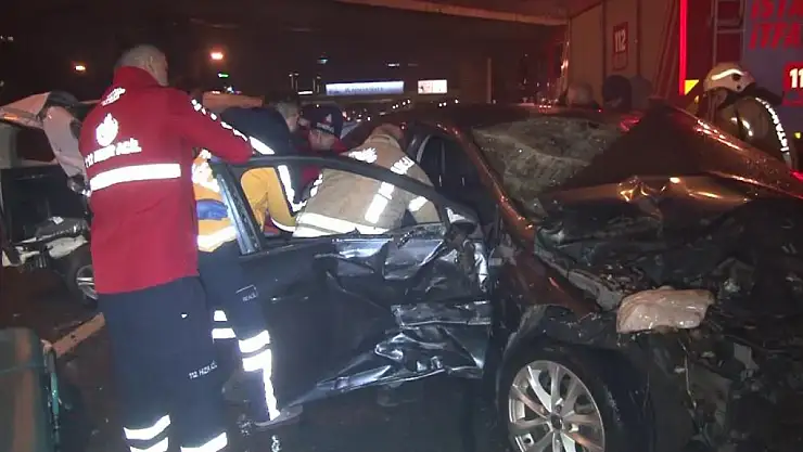 Ataşehir'de zincirleme kaza: 5 yaralı