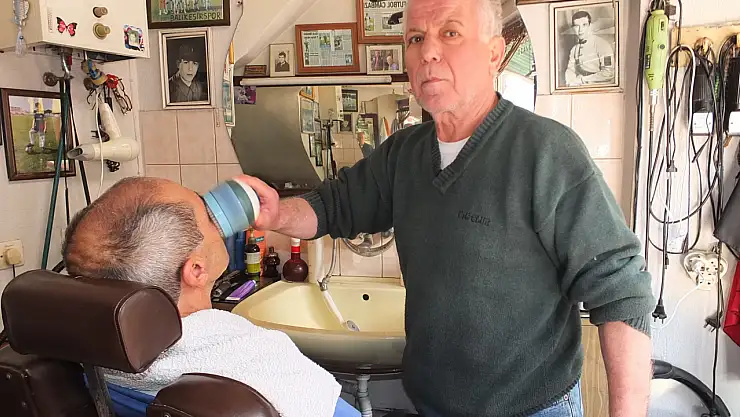 Babasından öğrendiği mesleği 50 yıldır devam ettiriyor!