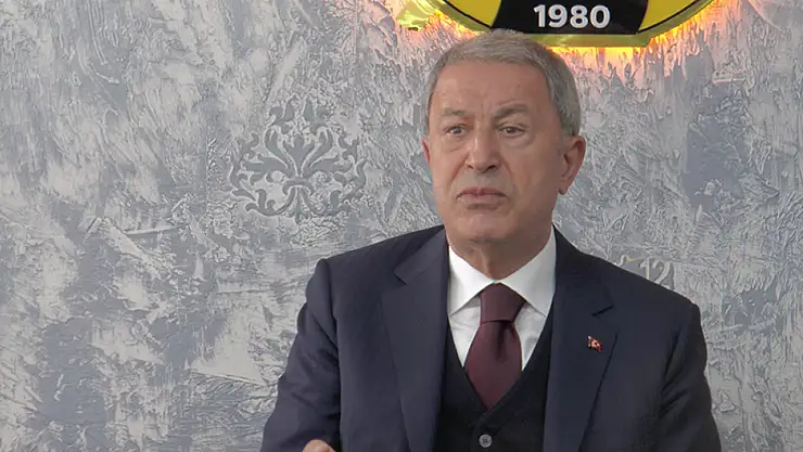 Bakan Akar: 'Teröristlerin barınakları, sığınakları başlarına yıkıldı'