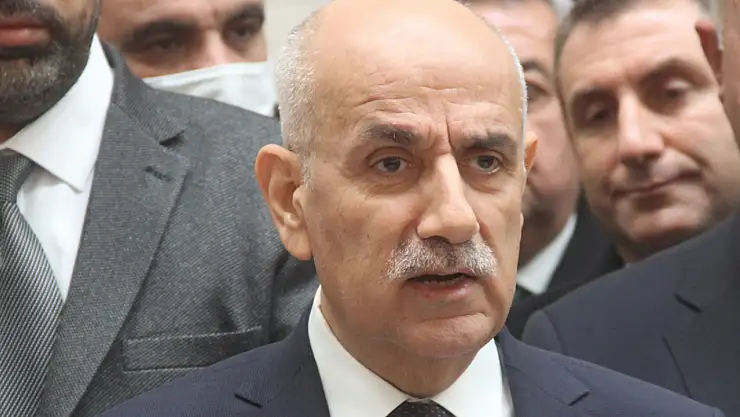 Bakan Kirişçi: Tahıl koridorundan 694 gemi geçti