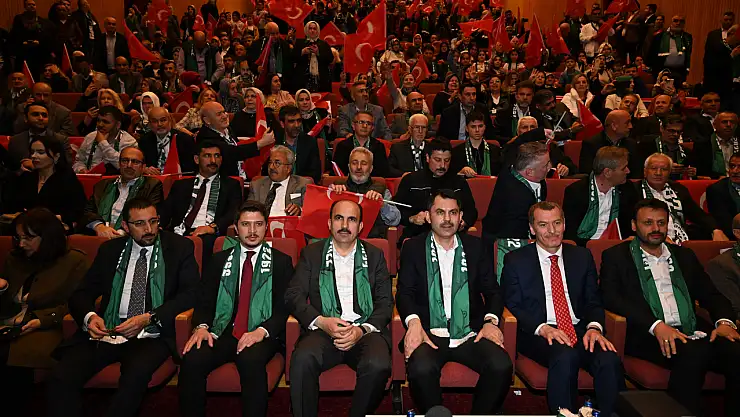 Bakan Kurum İstanbul'da Konyalılarla Buluştu
