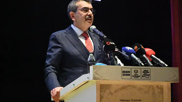 Bakan Tekin, Tahir Büyükkörükçü'yü anma programına katıldı