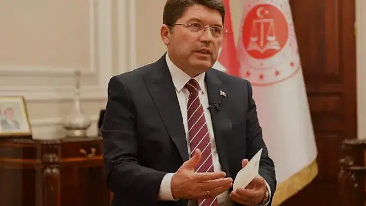 Bakan Tunç: '1960 darbesi, demokrasi tarihimizin kara lekelerinden biridir'